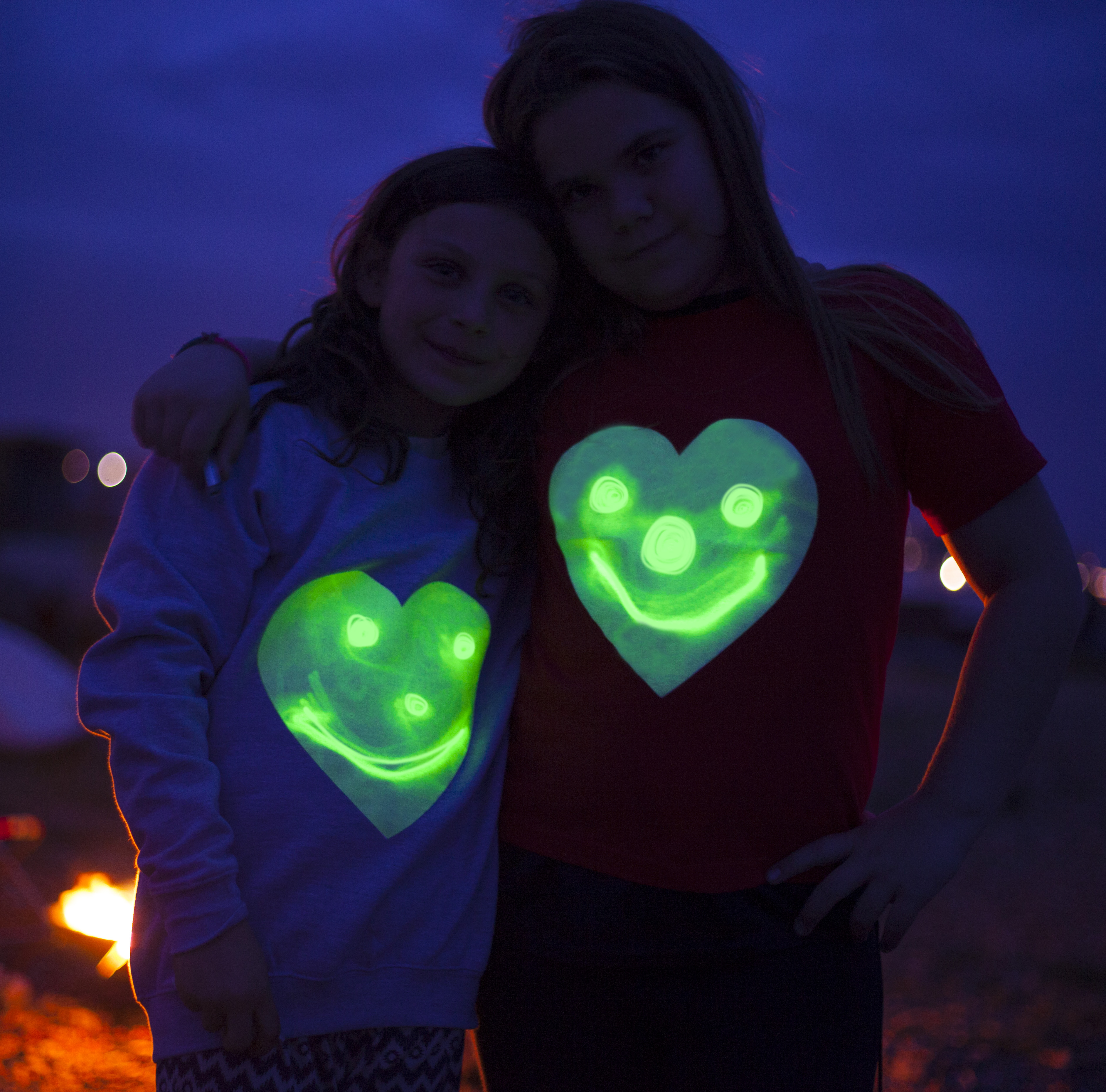                                                                                                                                                                             Heart – Glow in the dark sweatshirt